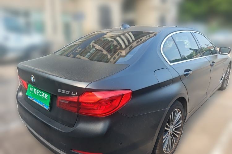 Used BMW 5 Series 2018 Facelifted 530Li Luxury Edition Premium Package Rear Right 45 Deg