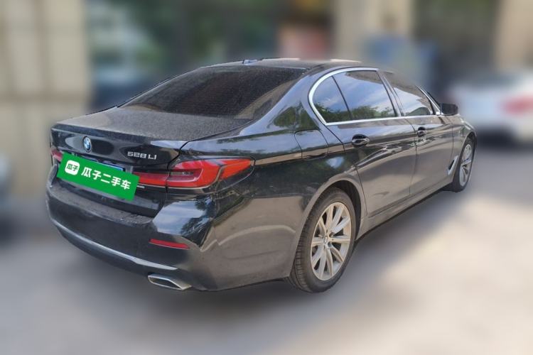 Used BMW 5 Series 2018 528Li Launch Special Edition Rear Right 45 Deg