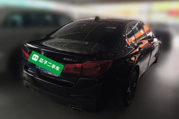 Used BMW 5 Series 2018 530Li Leading Model M Sport Package Rear Right 45 Deg