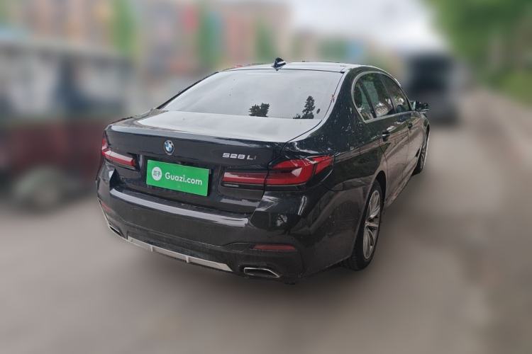 Used BMW 5 Series 2018 528Li Launch Special Edition Rear Right 45 Deg