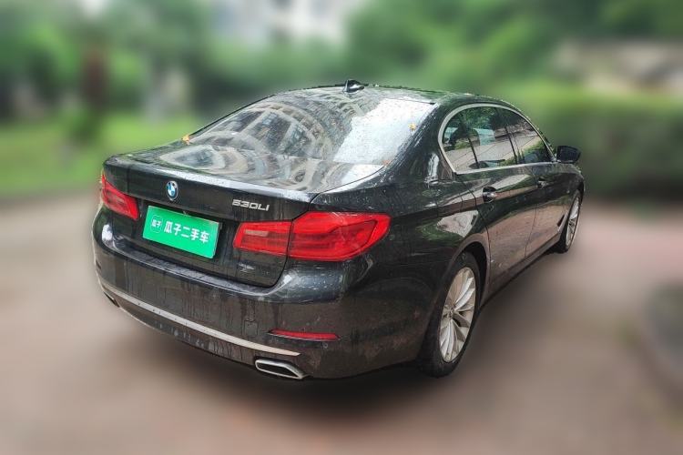 Used BMW 5 Series 2018 530Li Leading Edition Luxury Package Rear Right 45 Deg