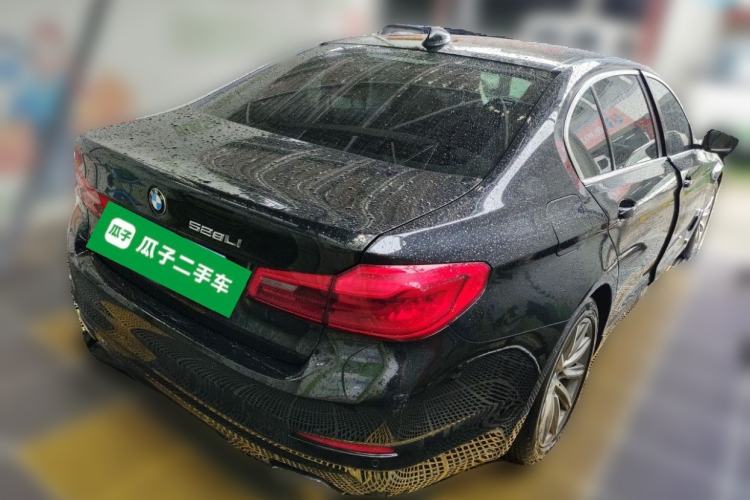 Used BMW 5 Series 2018 528Li Launch Special Edition Rear Right 45 Deg