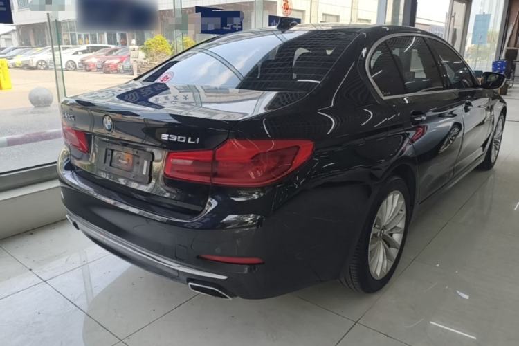 Used BMW 5 Series 2018 Revised Version 530Li Leading Edition Luxury Package Rear Right 45 Deg