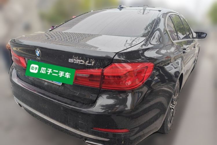 Used BMW 5 Series 2018 530Li xDrive Luxury Package Rear Right 45 Deg