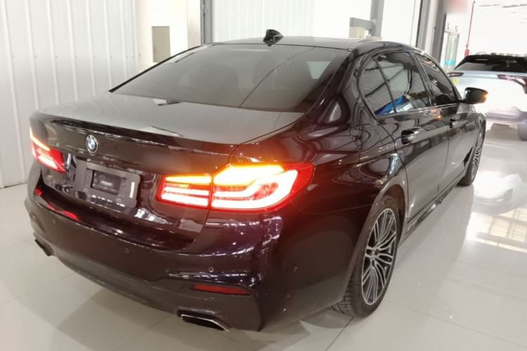 Used BMW 5 Series 2018 Restyled 530Li Leading Edition M Sport Package Rear Right 45 Deg