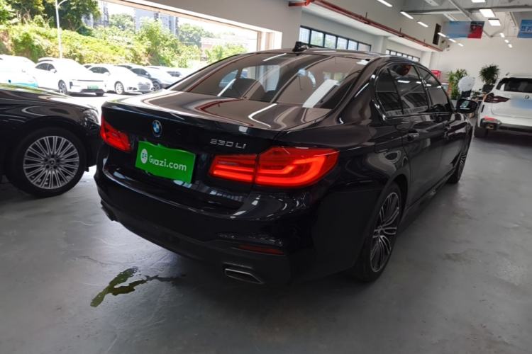 Used BMW 5 Series 2018 530Li Leading Model M Sport Package Rear Right 45 Deg