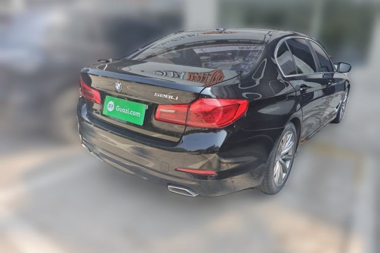 Used BMW 5 Series 2018 528Li Launch Special Edition Rear Right 45 Deg