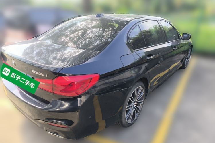 Used BMW 5 Series 2018 Restyled 530Li Leading Edition M Sport Package Rear Right 45 Deg