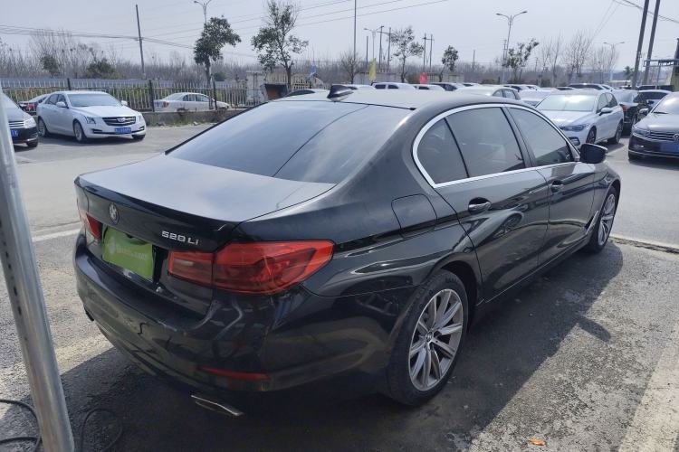 Used BMW 5 Series 2018 528Li Launch Special Edition Rear Right 45 Deg