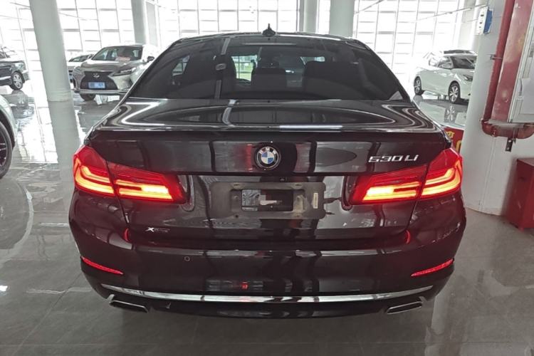 Used BMW 5 Series 2018 Facelifted 530Li xDrive Luxury Package Rear