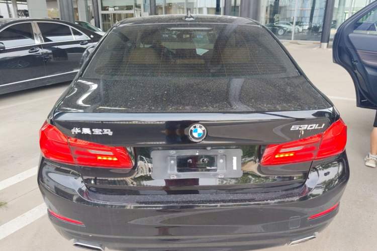 Used BMW 5 Series 2018 528Li Launch Special Edition Rear