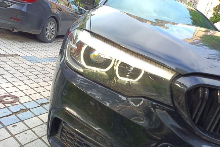 Used BMW 5 Series 2018 530Li Leading Model M Sport Package Right Front Headlight