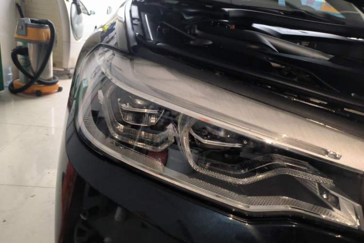 Used BMW 5 Series 2018 525Li M Sport Package Right Front Headlight