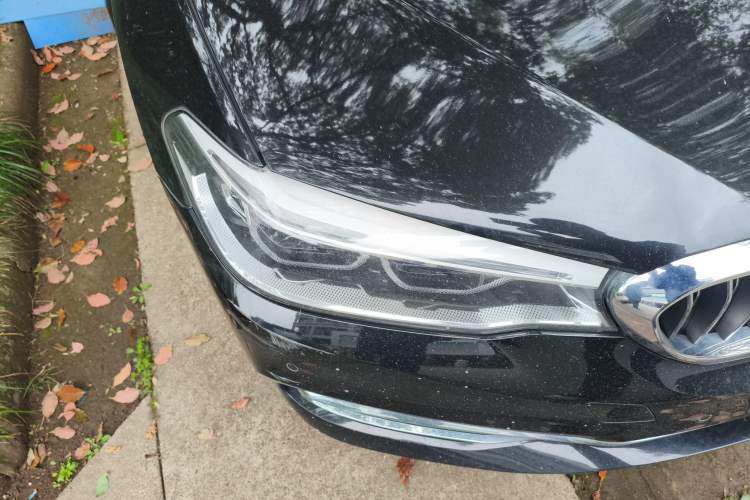 Used BMW 5 Series 2018 Facelifted 530Li Luxury Edition Premium Package Right Front Headlight