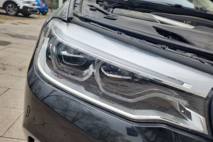Used BMW 5 Series 2018 Facelifted 530Li Luxury Edition Premium Package Right Front Headlight