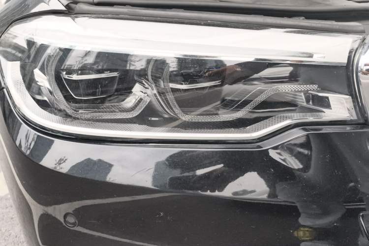 Used BMW 5 Series 2018 530Li Luxury Edition Premium Package Right Front Headlight