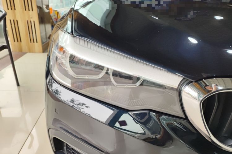 Used BMW 5 Series 2018 Restyled 530Li Leading Edition M Sport Package Right Front Headlight