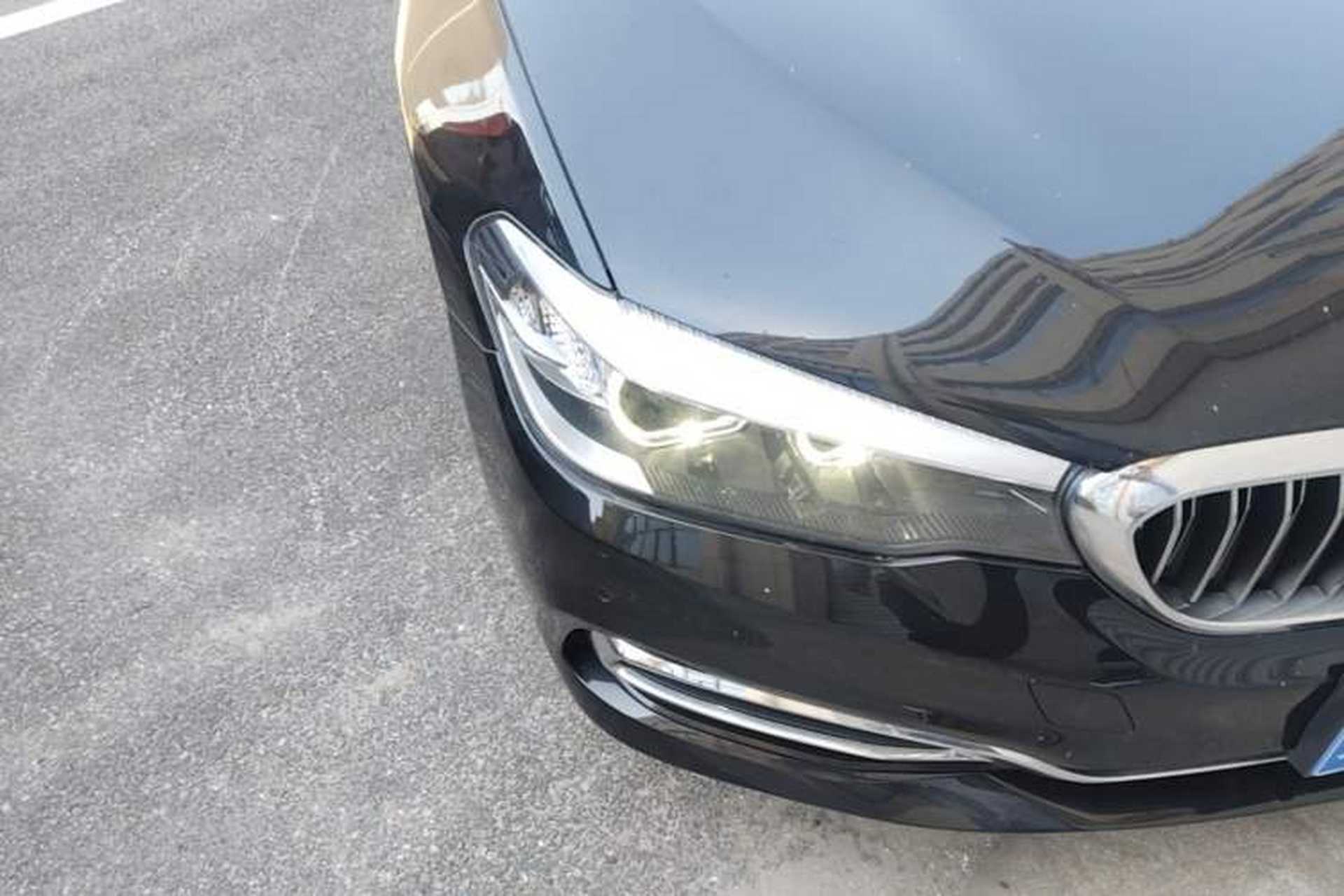 Used BMW 5 Series 2018 530Li Leading Edition Luxury Package Right Front Headlight