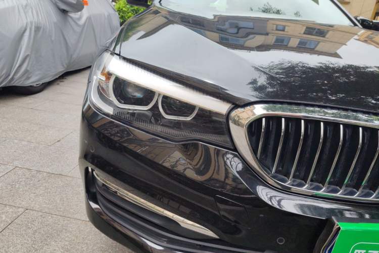 Used BMW 5 Series 2018 528Li Launch Special Edition Right Front Headlight