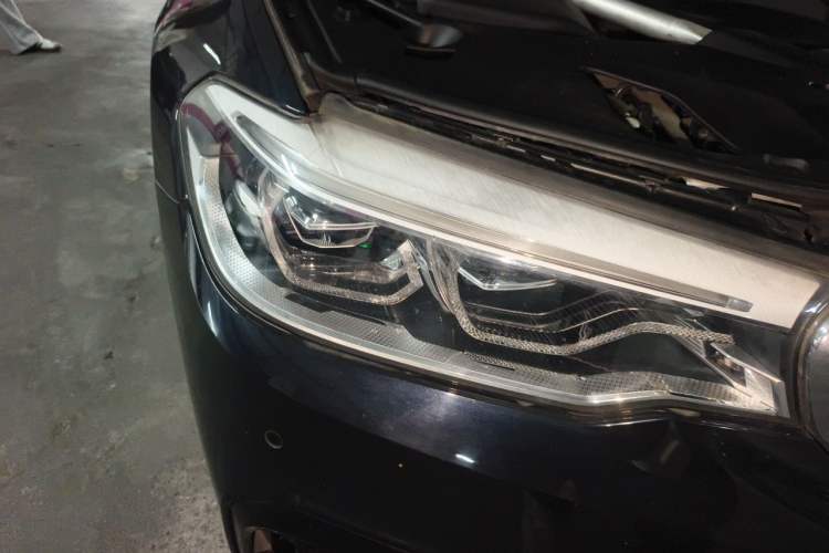 Used BMW 5 Series 2018 525Li M Sport Package Right Front Headlight