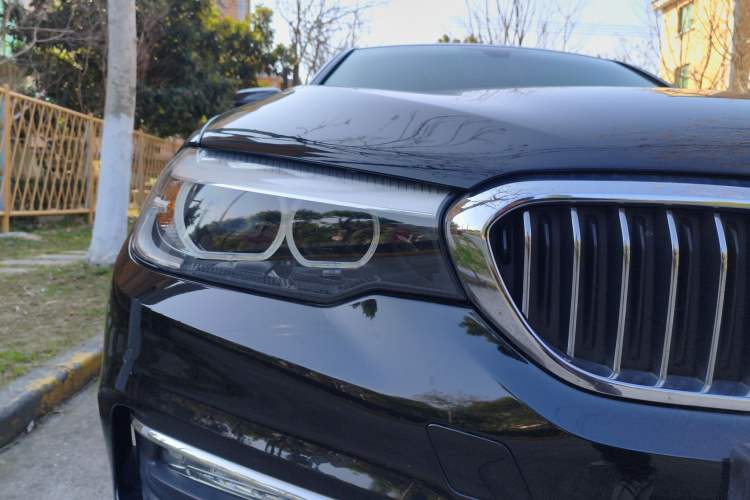 Used BMW 5 Series 2018 528Li Launch Special Edition Right Front Headlight