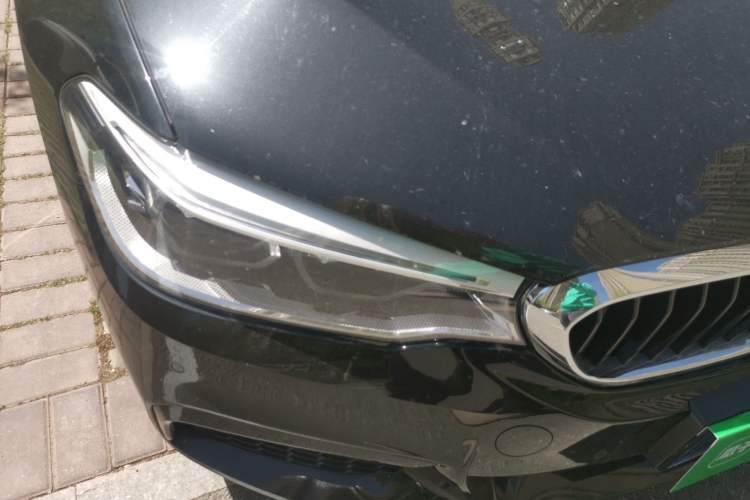 Used BMW 5 Series 2018 Restyled 530Li Leading Edition M Sport Package Right Front Headlight
