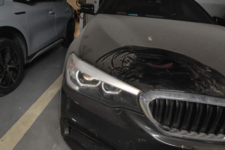Used BMW 5 Series 2018 Restyled 530Li Leading Edition M Sport Package Right Front Headlight