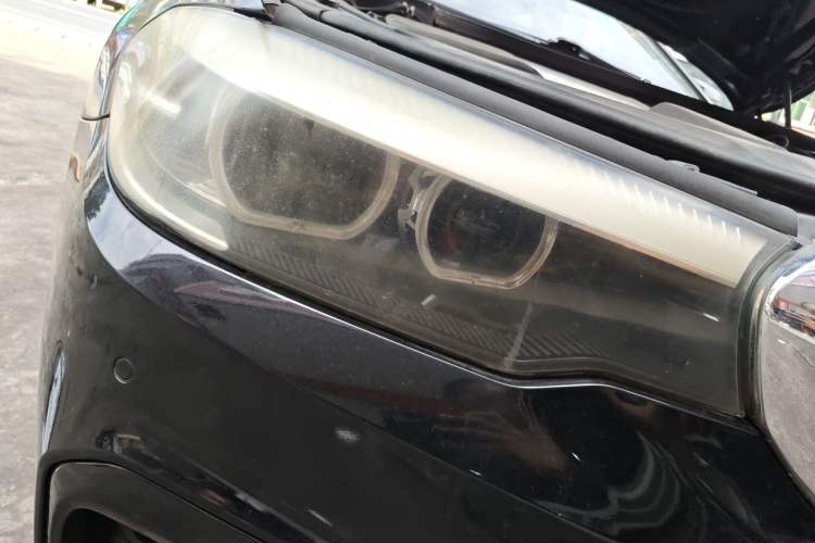 Used BMW 5 Series 2018 525Li M Sport Package Right Front Headlight