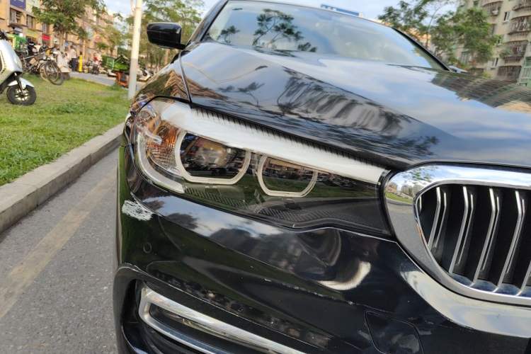 Used BMW 5 Series 2018 525Li Luxury Package Right Front Headlight