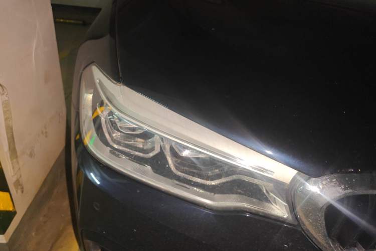 Used BMW 5 Series 2018 525Li M Sport Package Right Front Headlight