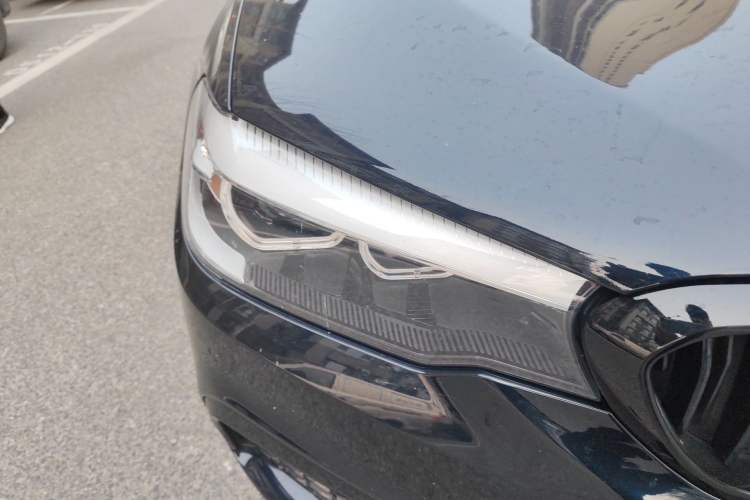 Used BMW 5 Series 2018 525Li M Sport Package Right Front Headlight