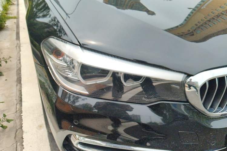 Used BMW 5 Series 2018 530Li Leading Edition Luxury Package Right Front Headlight