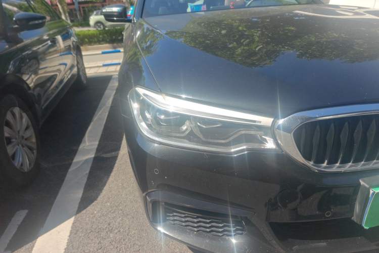 Used BMW 5 Series 2018 540i M Sport Package Right Front Headlight