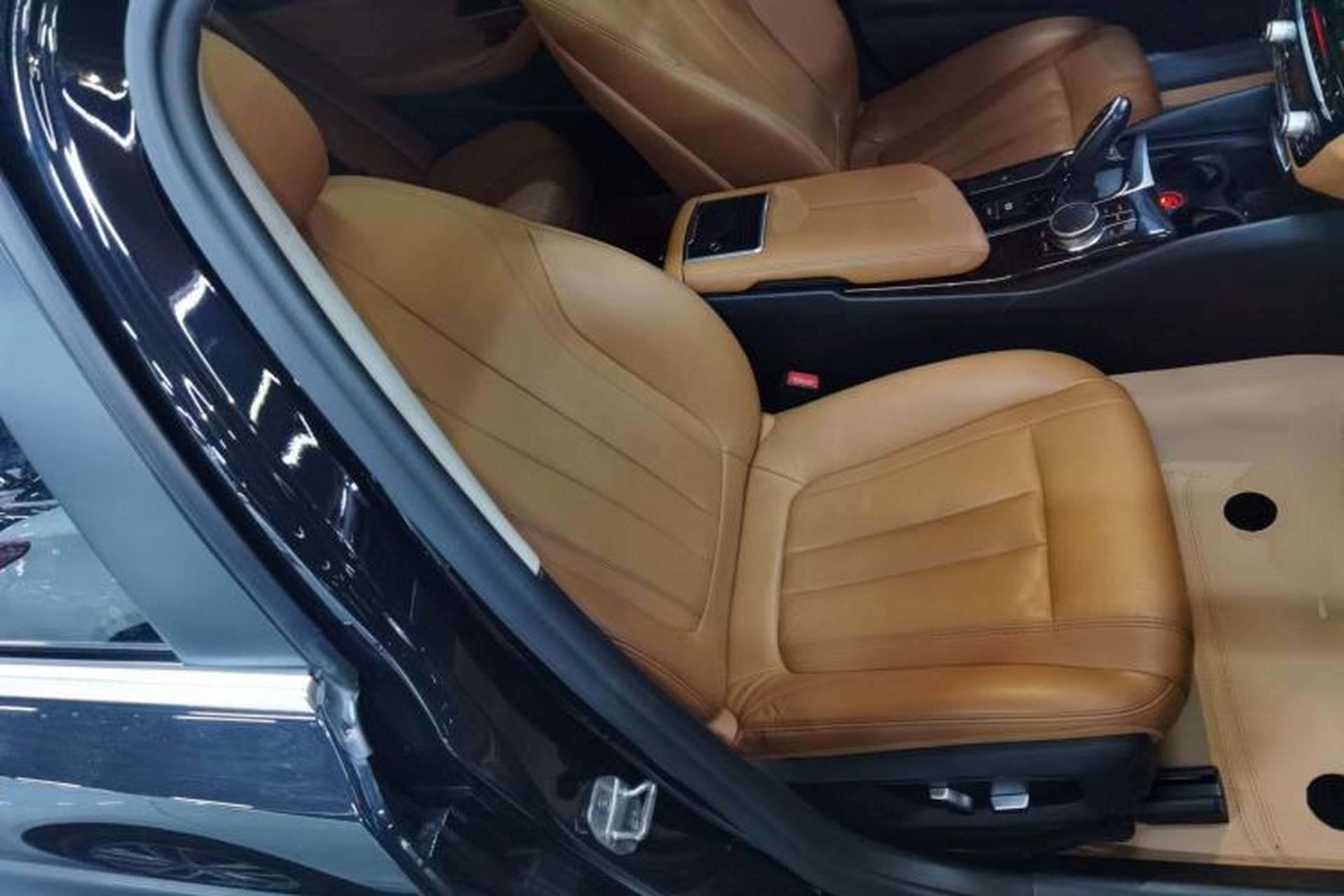 Used BMW 5 Series 2018 528Li Launch Special Edition Right Front Seat