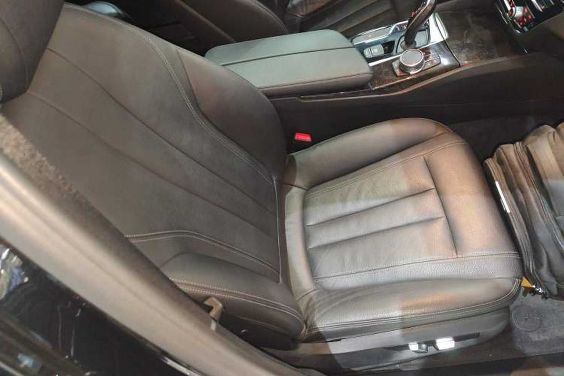 Used BMW 5 Series 2018 530Li Leading Model M Sport Package Right Front Seat