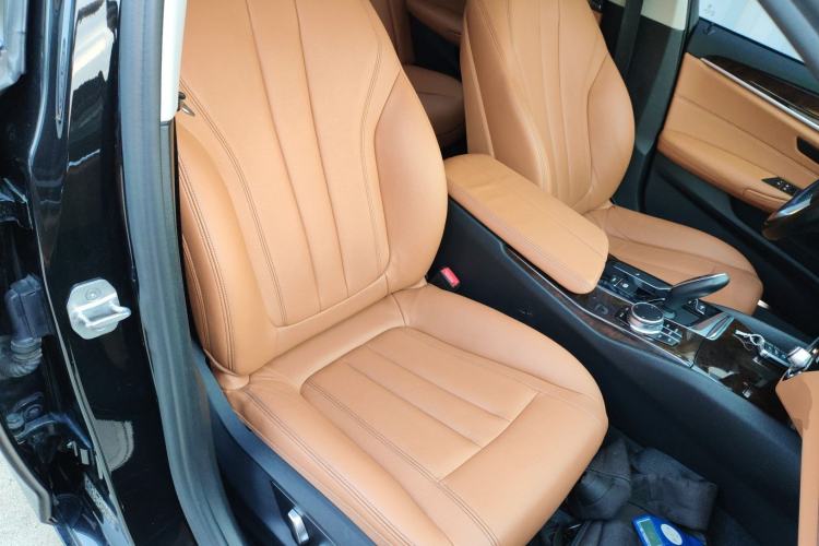 Used BMW 5 Series 2018 528Li Launch Special Edition Right Front Seat