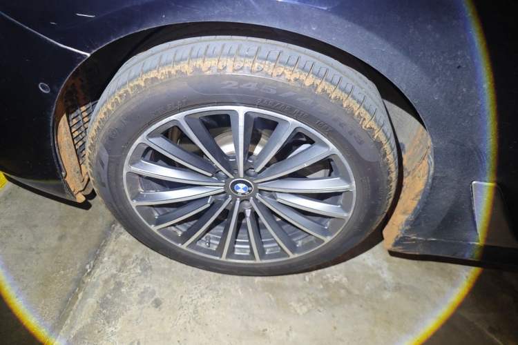 Used BMW 5 Series 2018 525Li M Sport Package Right Front Wheel Hub