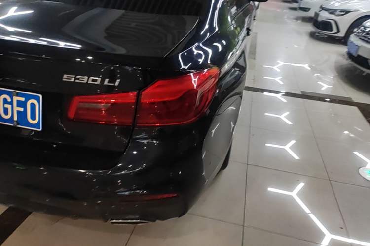 Used BMW 5 Series 2018 530Li Leading Model M Sport Package Right Rear Taillight
