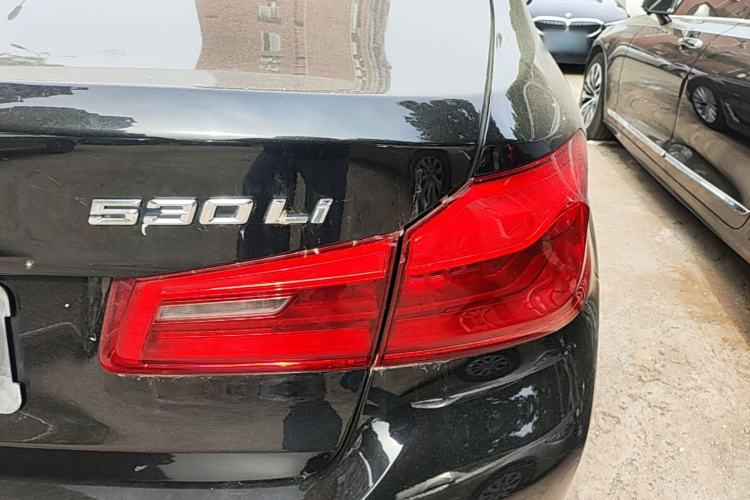 Used BMW 5 Series 2018 Facelifted 530Li xDrive Luxury Package Right Rear Taillight