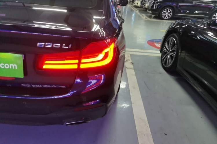 Used BMW 5 Series 2018 Restyled 530Li Leading Edition M Sport Package Right Rear Taillight