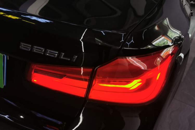 Used BMW 5 Series 2018 525Li M Sport Package Right Rear Taillight