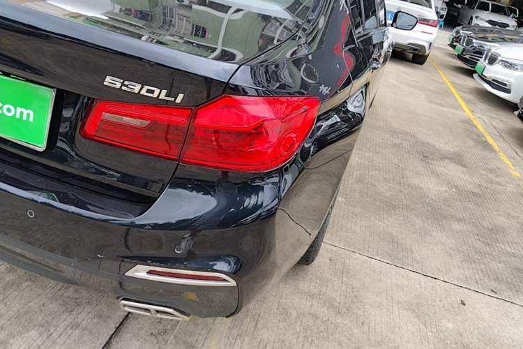 Used BMW 5 Series 2018 530Li Leading Model M Sport Package Right Rear Taillight