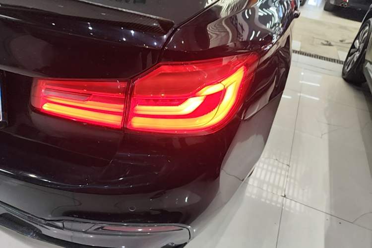 Used BMW 5 Series 2018 528Li Launch Special Edition Right Rear Taillight
