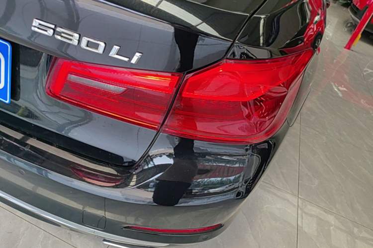 Used BMW 5 Series 2018 525Li Luxury Package Right Rear Taillight