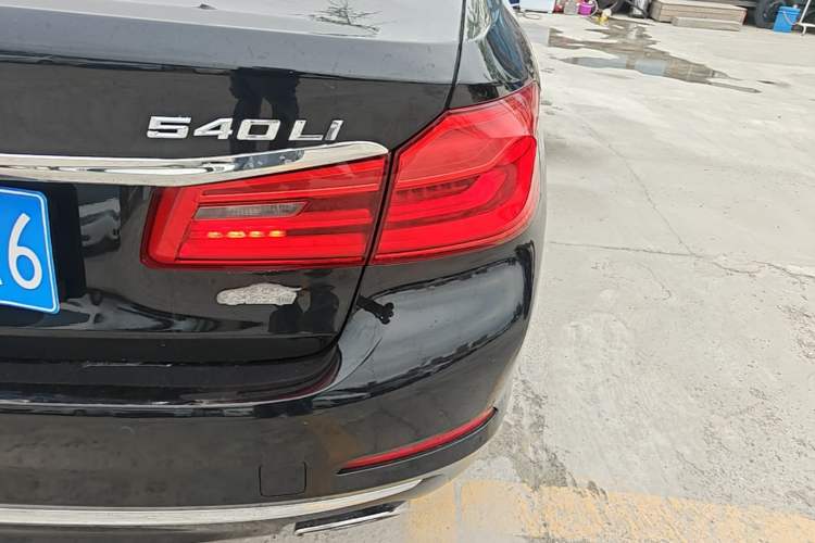 Used BMW 5 Series 2018 530Li Luxury Edition Premium Package Right Rear Taillight