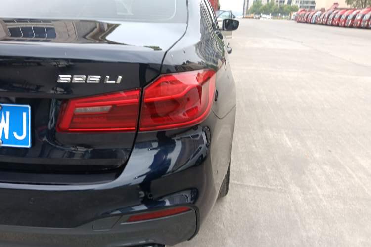 Used BMW 5 Series 2018 525Li M Sport Package Right Rear Taillight