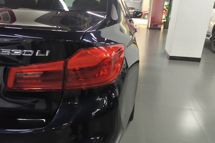 Used BMW 5 Series 2018 Restyled 530Li Leading Edition M Sport Package Right Rear Taillight