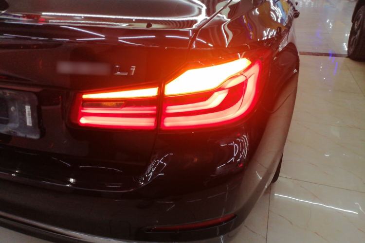 Used BMW 5 Series 2018 530Li xDrive Luxury Package Right Rear Taillight