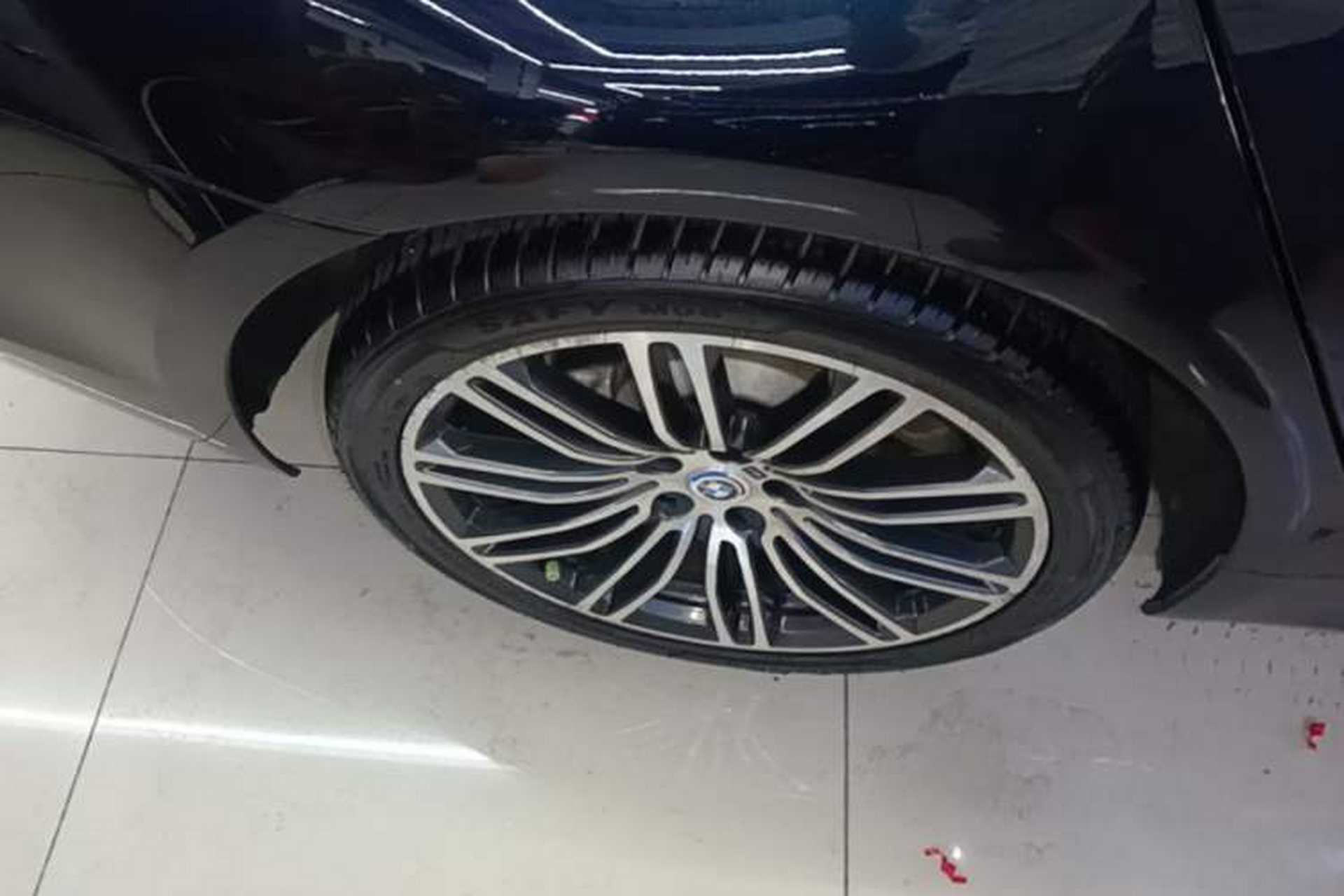 Used BMW 5 Series 2018 530Li Luxury Edition M Sport Package Right Rear Wheel Hub