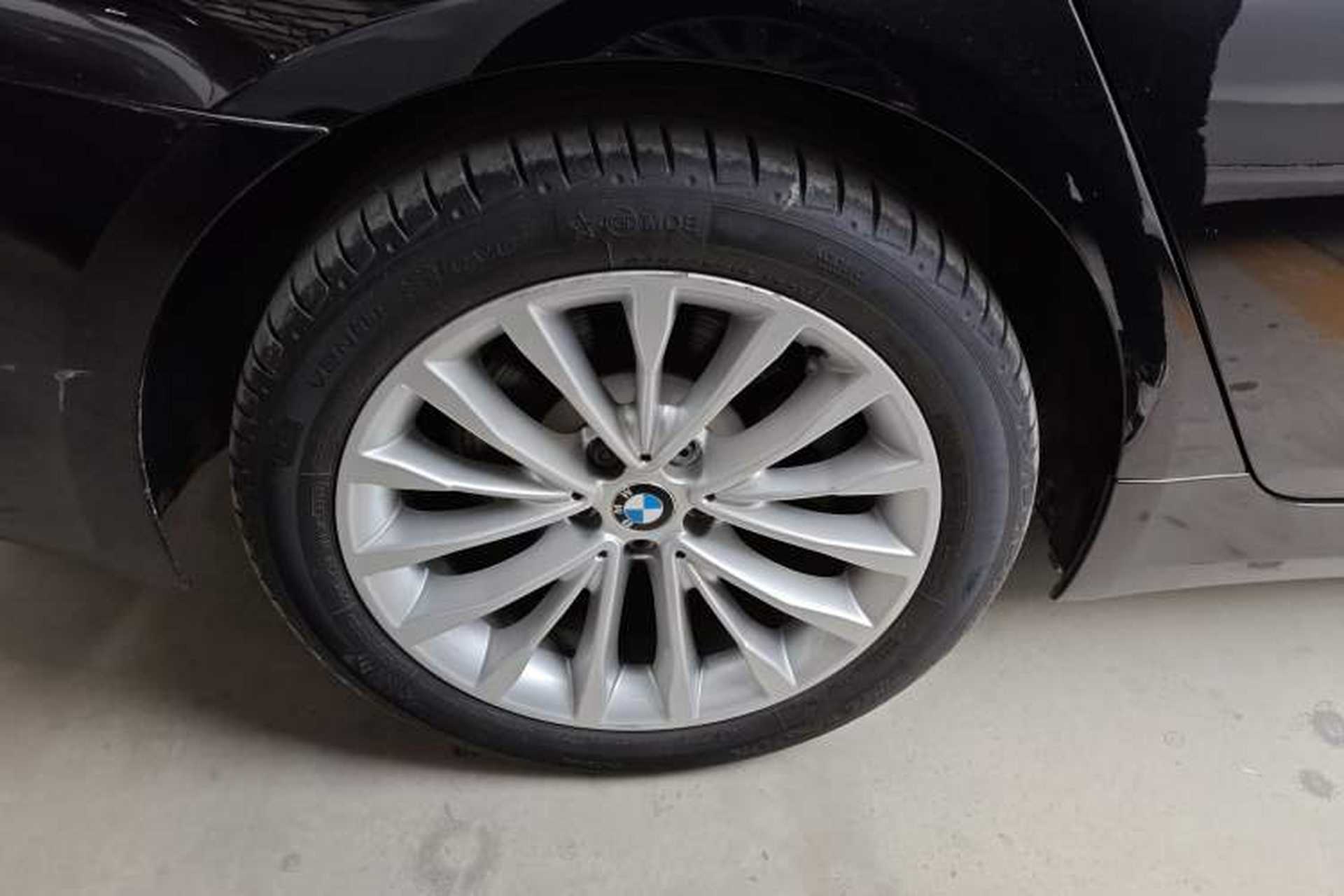 Used BMW 5 Series 2018 530Li xDrive Luxury Package Right Rear Wheel Hub